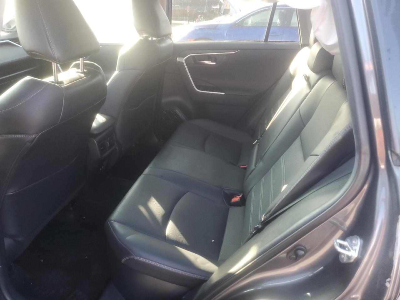 2021 Toyota Rav4 Limited VIN: 4T3D6RFV5MU050448 Lot: 90288265