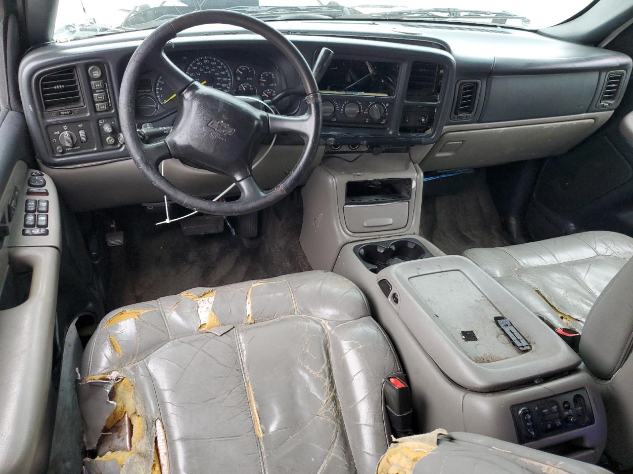 2001 Chevrolet Tahoe K1500 VIN: 1GNEK13T21R140132 Lot: 90397955