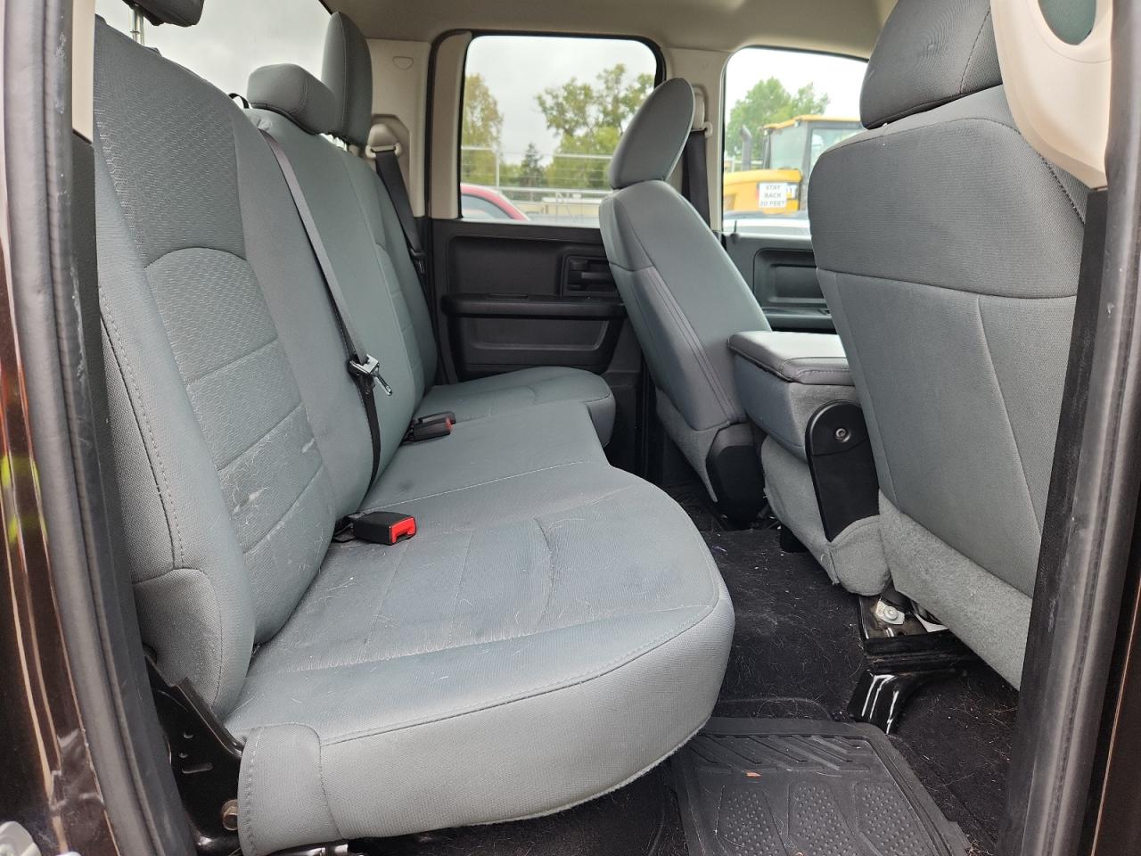 2017 Ram 1500 St VIN: 1C6RR6FG2HS523998 Lot: 90110075