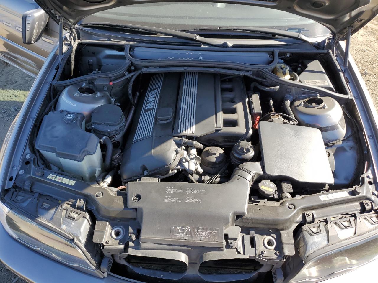 2003 BMW 325 Ci VIN: WBABN33423PC99562 Lot: 90586145