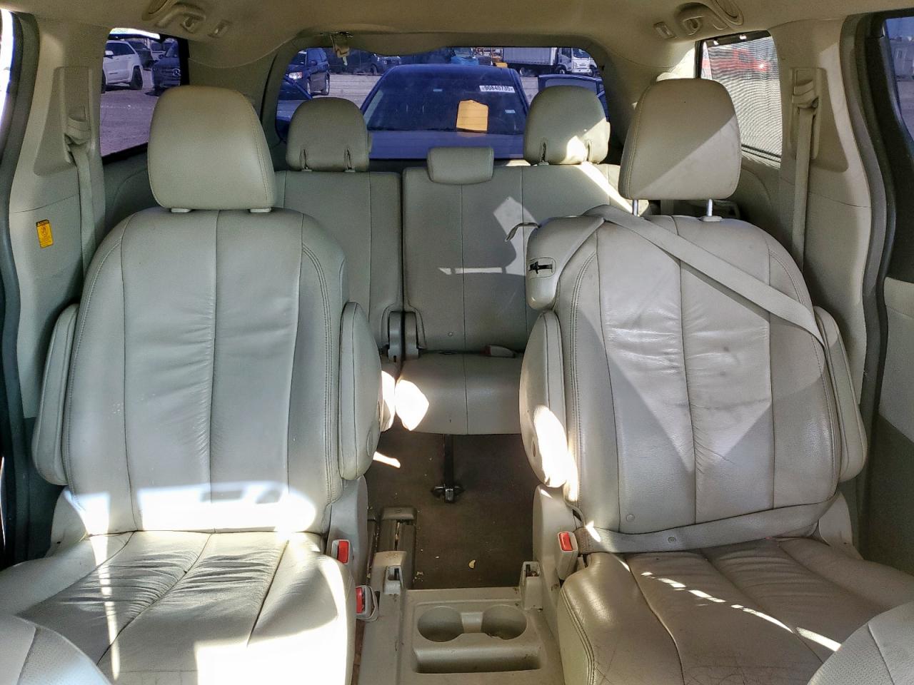 2012 Toyota Sienna Xle VIN: 5TDYK3DC1CS229873 Lot: 90823675