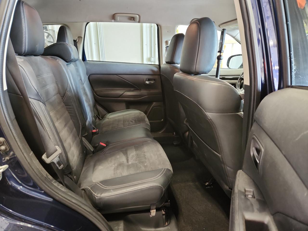 2020 Mitsubishi Outlander Se VIN: JA4AZ3A33LZ048767 Lot: 86486095