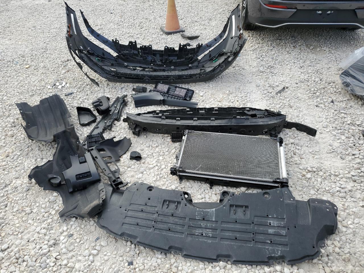 2023 Toyota Crown Xle VIN: JTDAAAAF1P3014587 Lot: 84482825