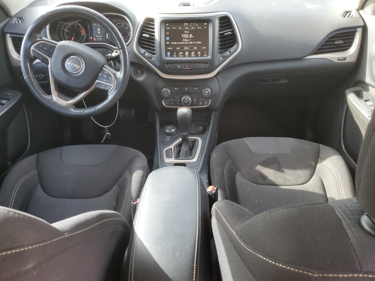 2016 Jeep Cherokee Latitude VIN: 1C4PJMCB8GW296554 Lot: 84764875