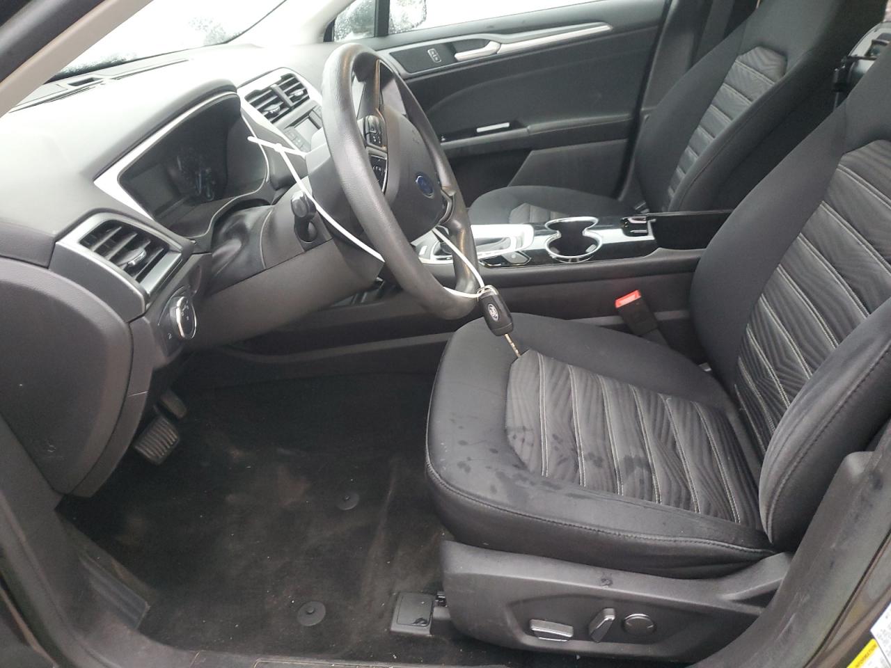 2016 Ford Fusion Se VIN: 3FA6P0H72GR176121 Lot: 85329345