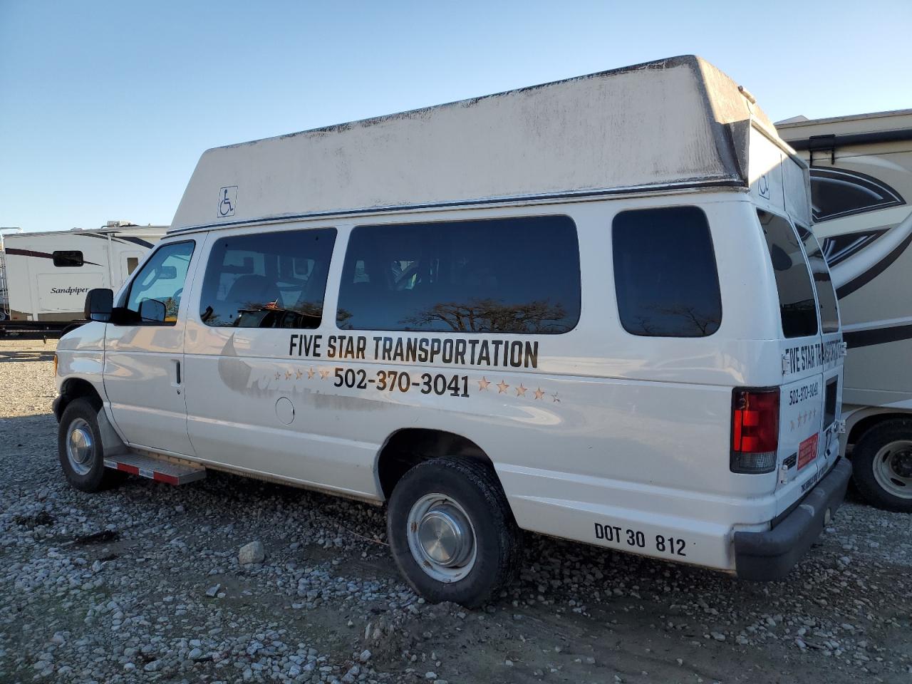 2005 Ford Econoline E350 Super Duty Van VIN: 1FTSS34L05HB37327 Lot: 87282555