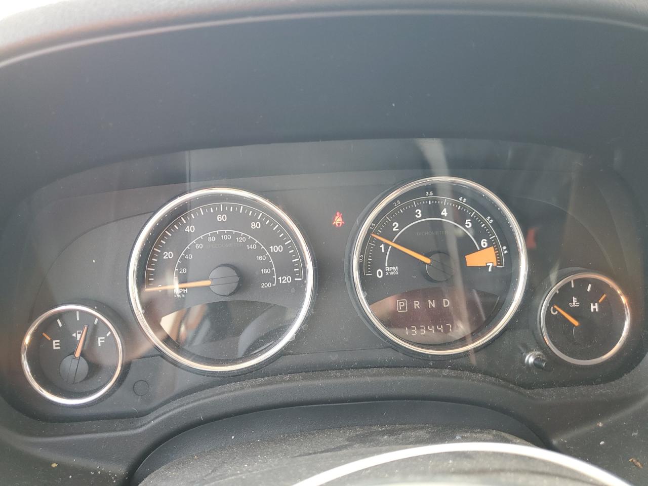 2014 Jeep Compass Latitude VIN: 1C4NJCEA1ED552855 Lot: 89800225