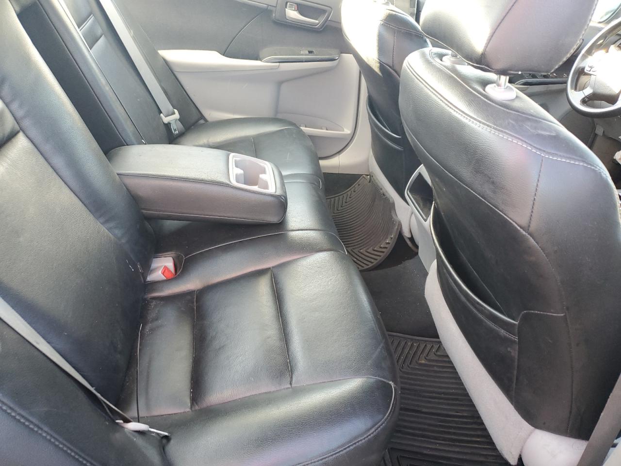 2014 Toyota Camry L VIN: 4T1BF1FK8EU436810 Lot: 84910655