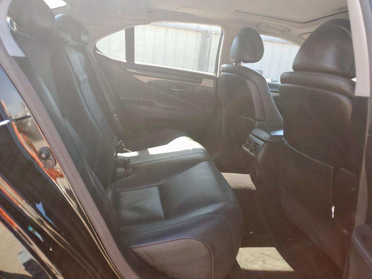 2013 Lexus Ls 460 VIN: JTHBL5EF0D5124920 Lot: 82331465