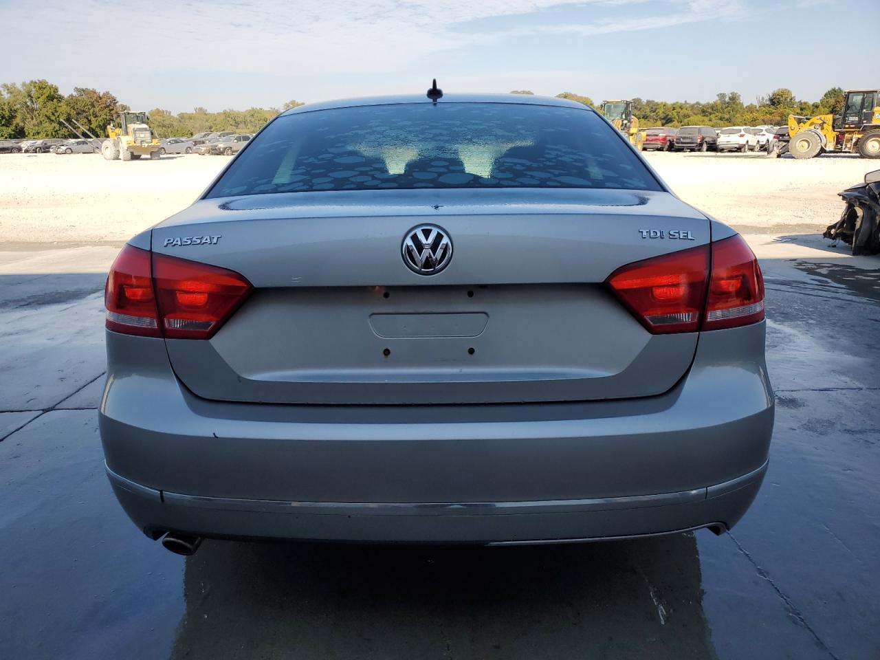 2012 Volkswagen Passat Sel VIN: 1VWCN7A32CC053931 Lot: 86692985