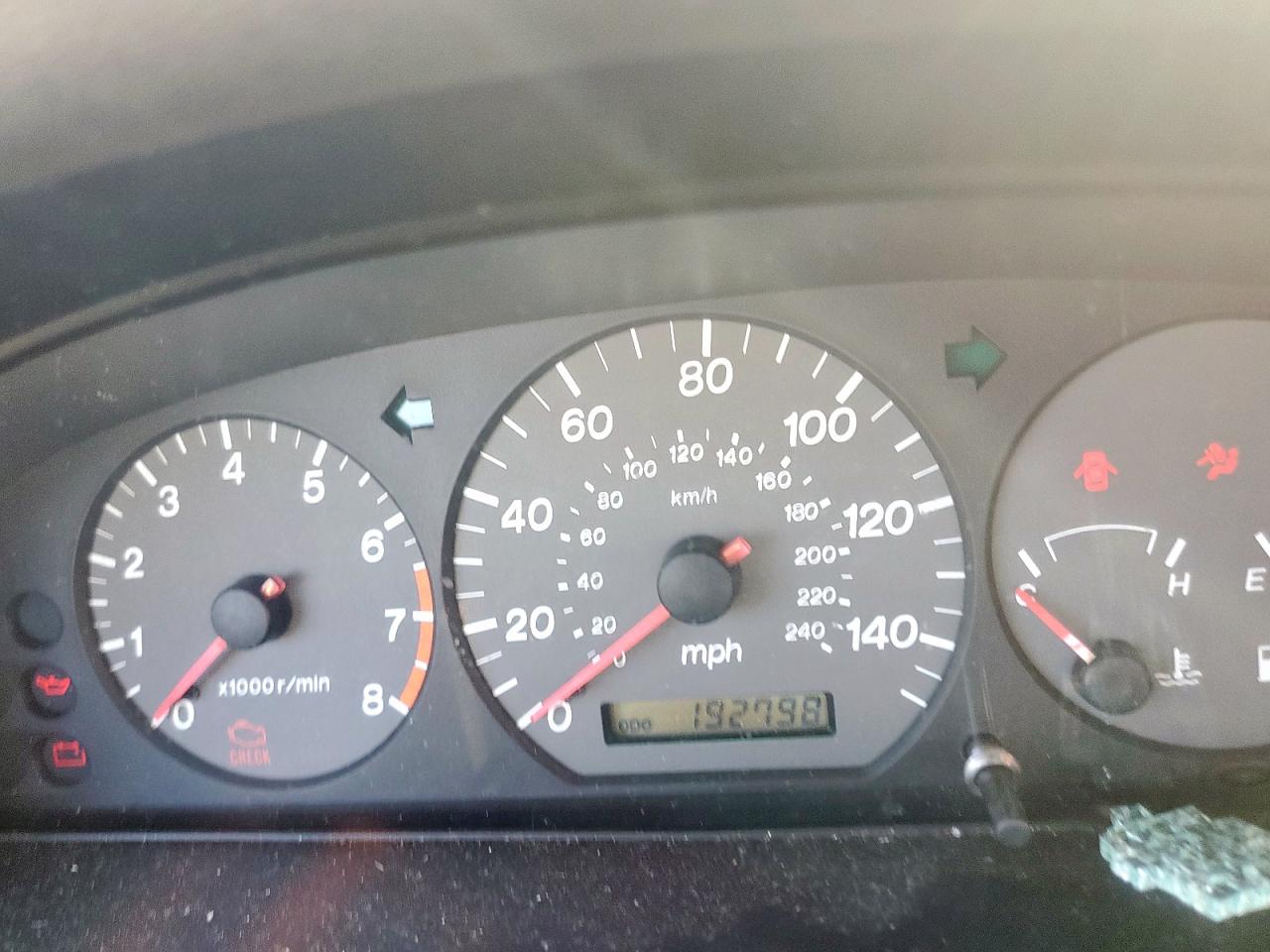 2000 Mazda 626 Es VIN: 1YVGF22C6Y5161025 Lot: 86135115