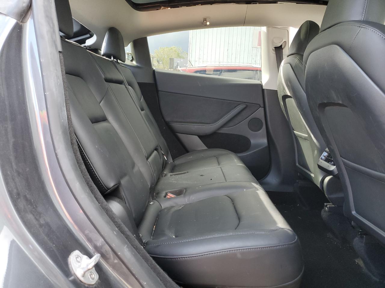 2023 Tesla Model Y VIN: 7SAYGDEE6PF895955 Lot: 89486135