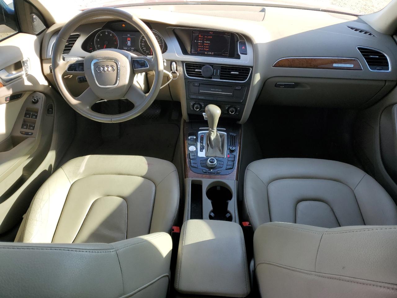 2010 Audi A4 Premium Plus VIN: WAUWFDFL0AA171194 Lot: 86172835