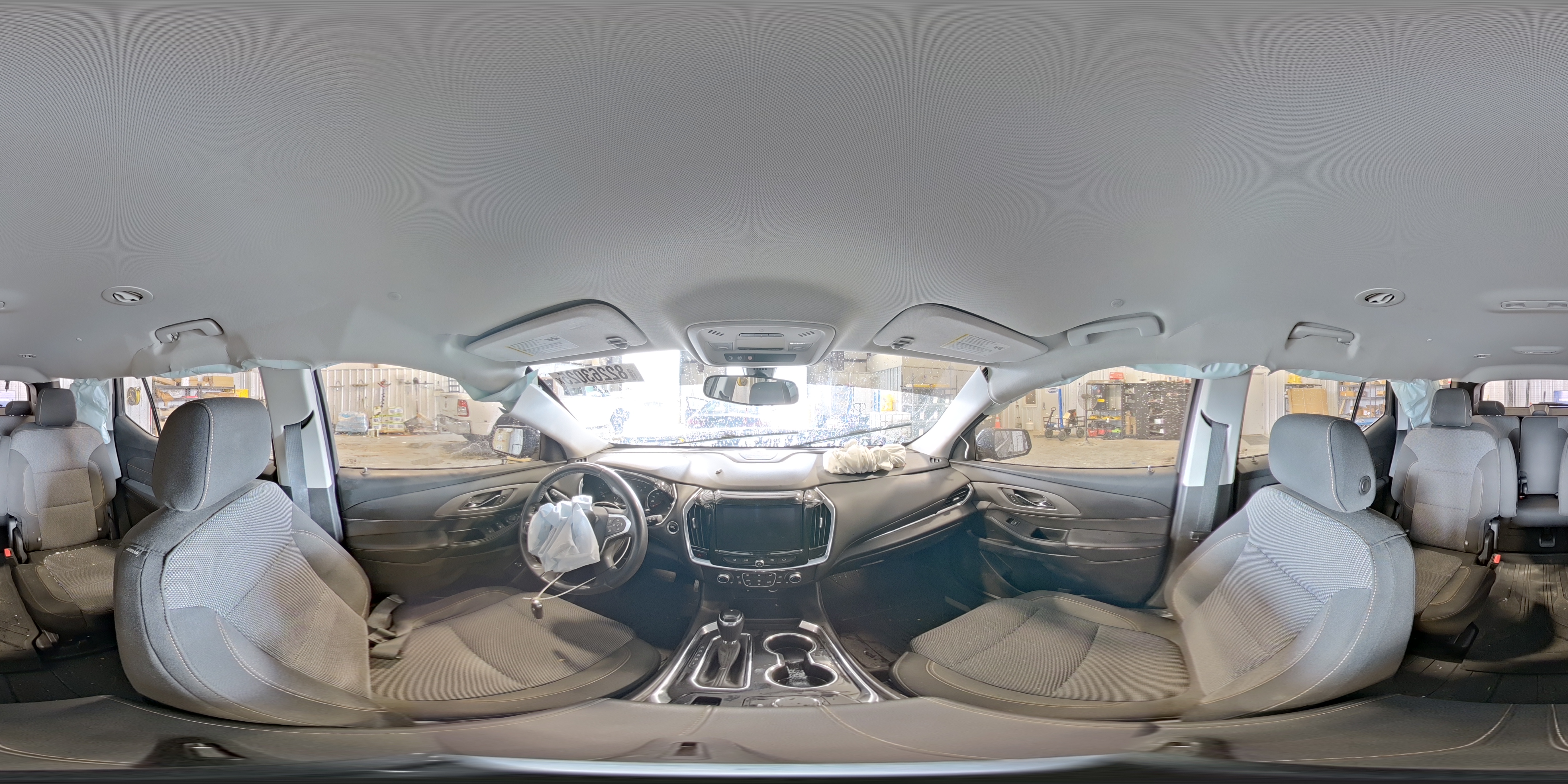 2018 Chevrolet Traverse Lt VIN: 1GNERGKWXJJ204300 Lot: 82263025