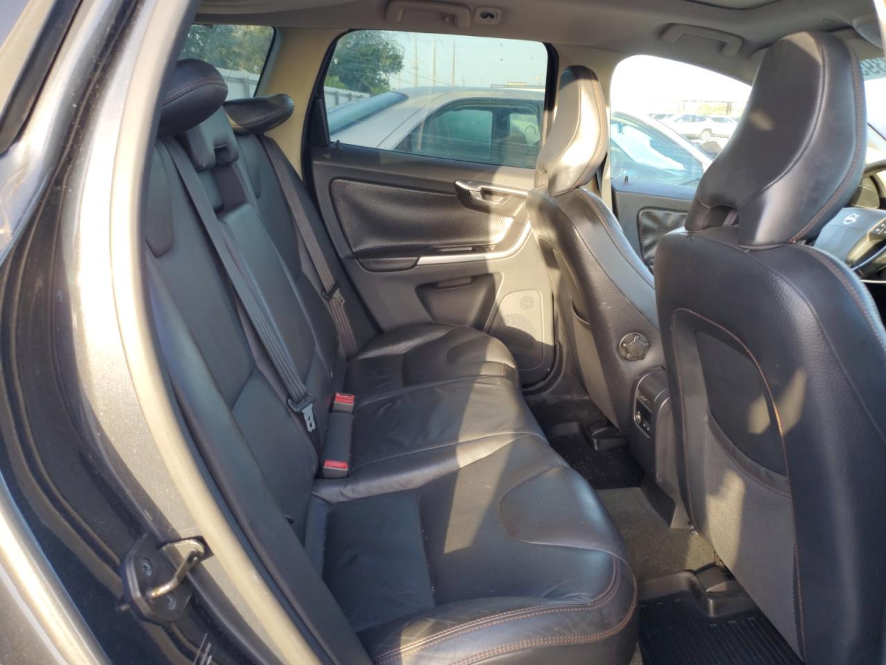 2010 Volvo Xc60 T6 VIN: YV4992DZ0A2120482 Lot: 85132395