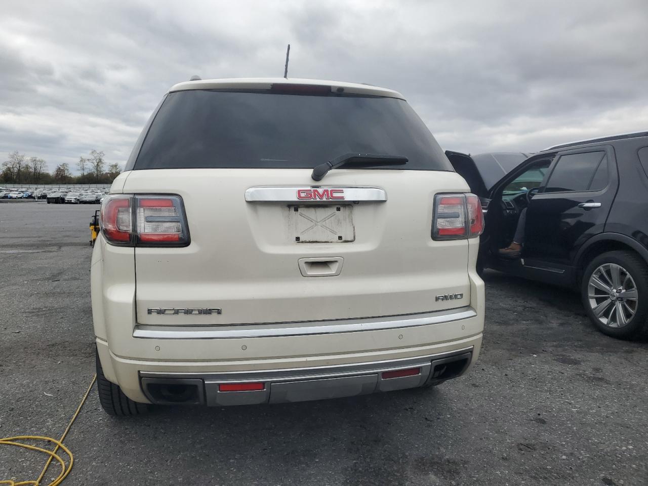 2015 GMC Acadia Denali VIN: 1GKKVTKD3FJ204665 Lot: 82682315