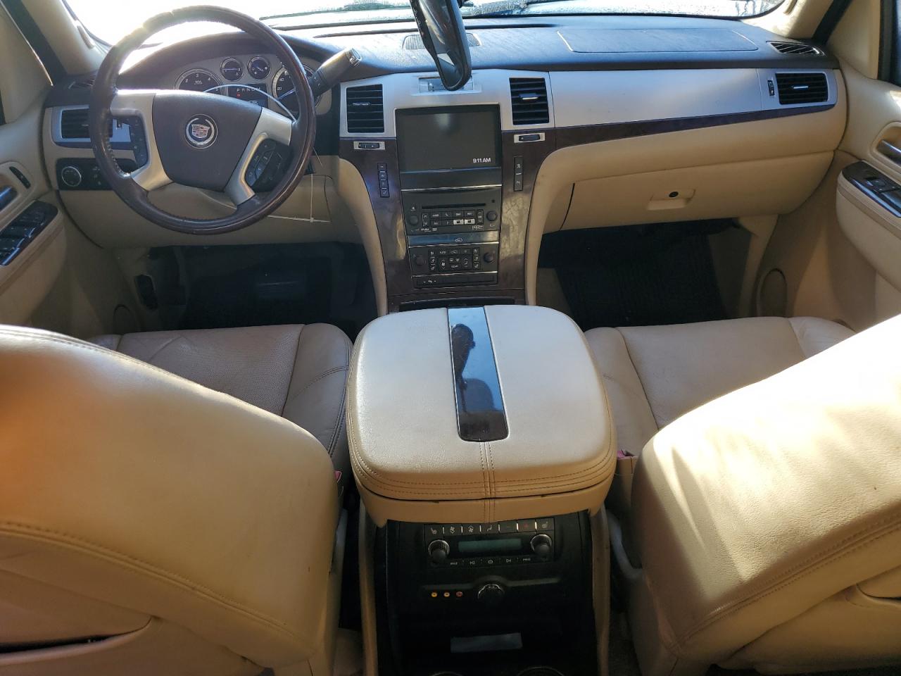 2011 Cadillac Escalade Luxury VIN: 1GYS4BEF4BR150580 Lot: 82340575