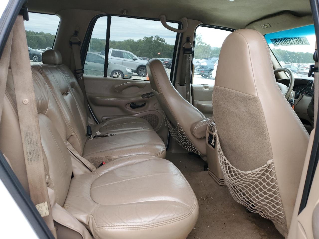 1998 Ford Expedition VIN: 1FMRU17L0WLC17682 Lot: 86159005