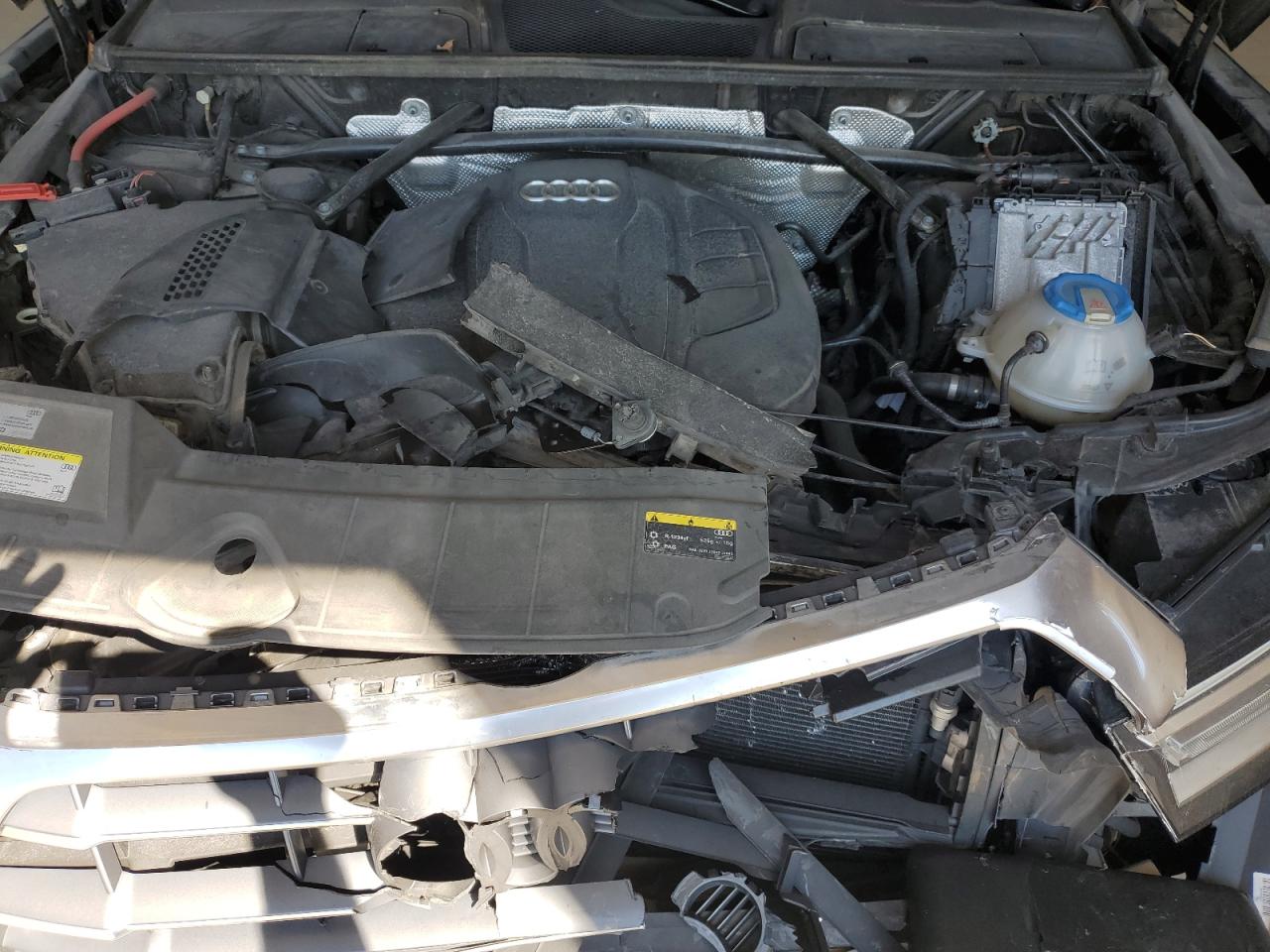 2018 Audi Q5 Premium VIN: WA1ANAFY3J2001779 Lot: 81979145