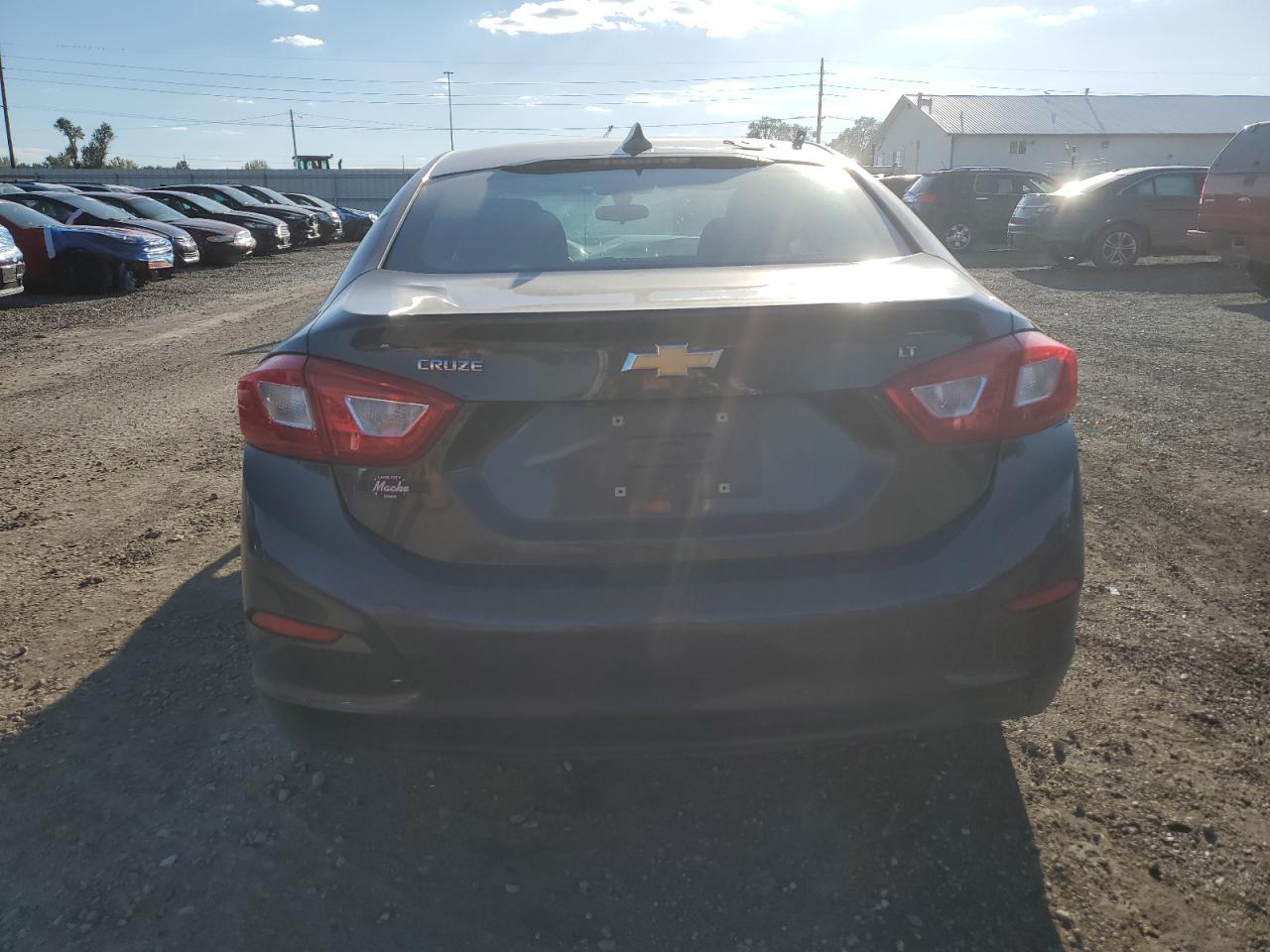 2017 Chevrolet Cruze Lt VIN: 1G1BE5SM8H7173218 Lot: 85697065