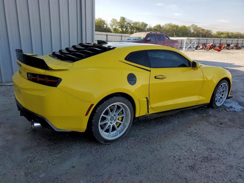 Купе CHEVROLET CAMARO 2017 Желтый