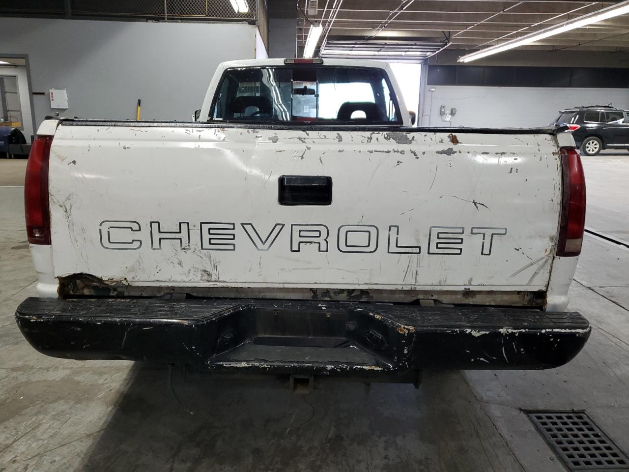 1994 Chevrolet Gmt-400 K3500 VIN: 1GCHK34K9RE301537 Lot: 85313175