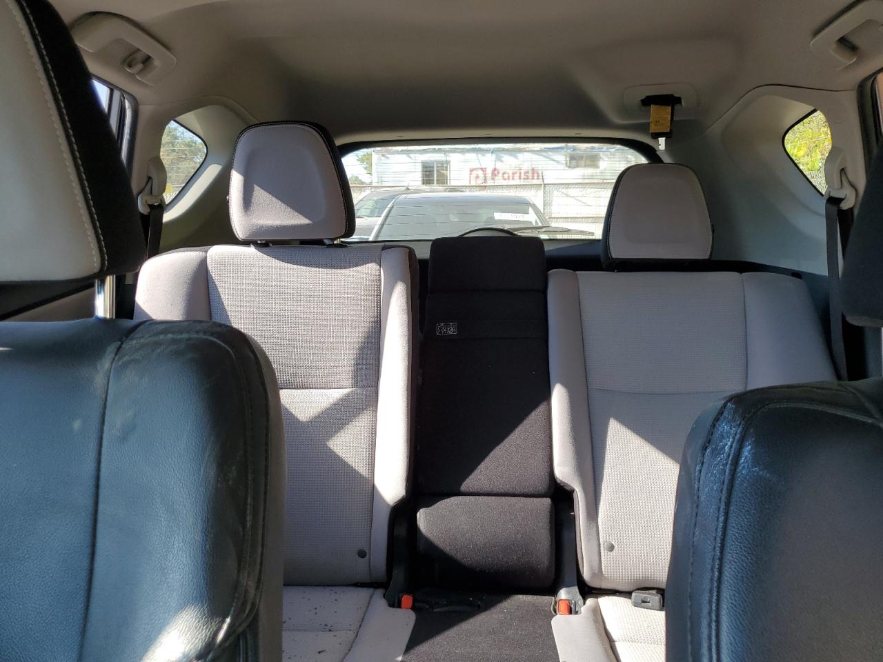 2017 Toyota Rav4 Hv Le VIN: JTMRJREV8HD108562 Lot: 82223385