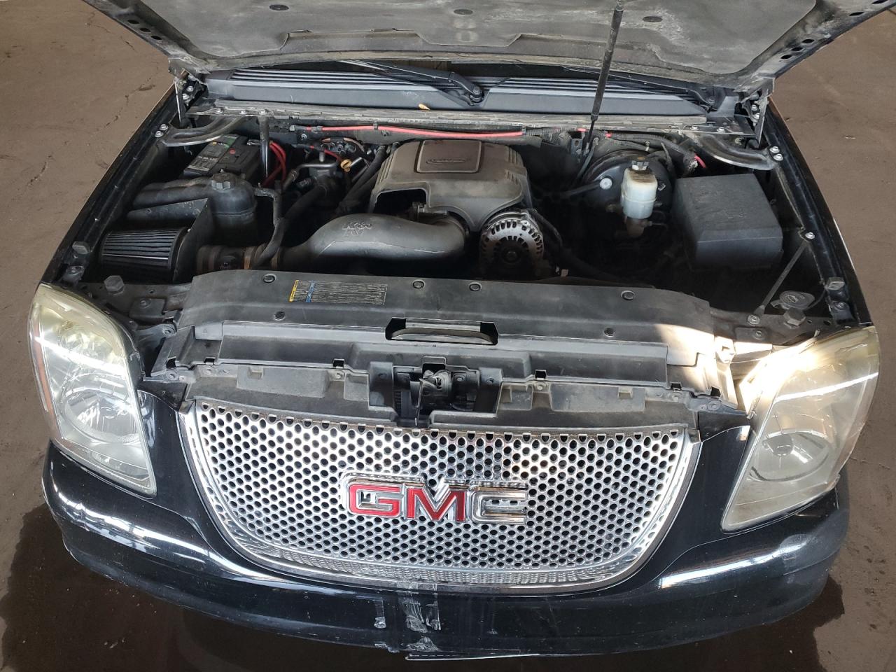 2008 GMC Yukon Xl Denali VIN: 1GKFK66838J206461 Lot: 82504525