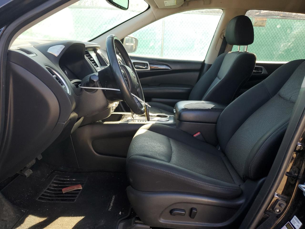 2018 Nissan Pathfinder S VIN: 5N1DR2MN1JC628735 Lot: 91045395