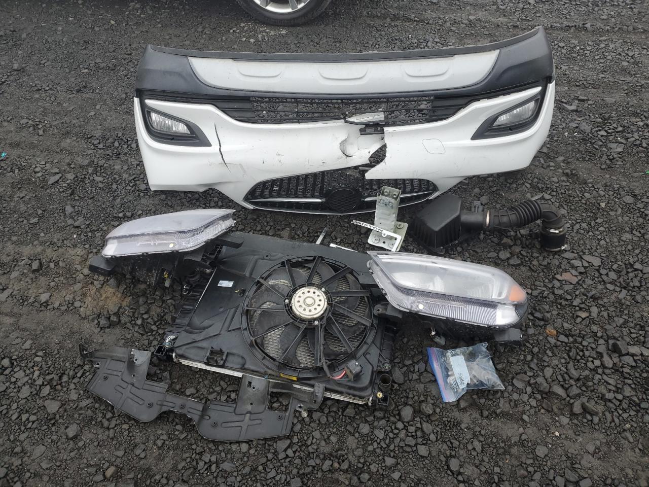 2019 Buick Encore Sport Touring VIN: KL4CJ2SB1KB887890 Lot: 85959155