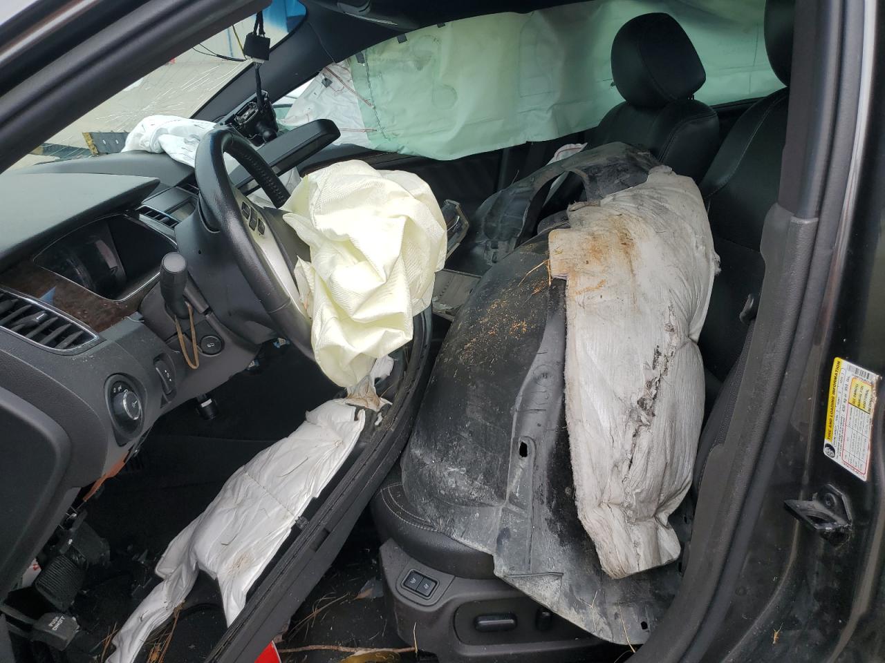 2019 Ford Taurus Limited VIN: 1FAHP2F85KG106743 Lot: 82005825