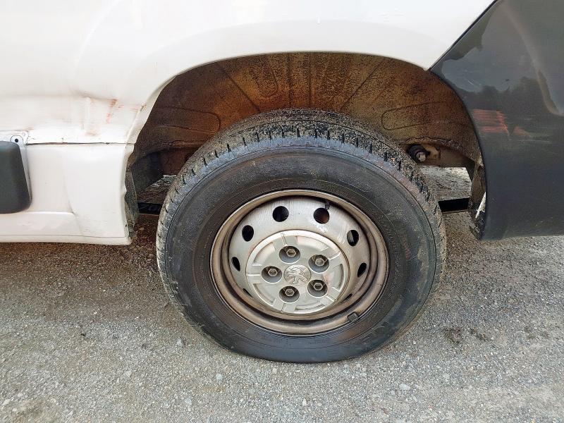 2023 PEUGEOT BOXER 2.2 BLUEHDI H2 PROFESSIONAL PREMIUM+ VAN 140PS