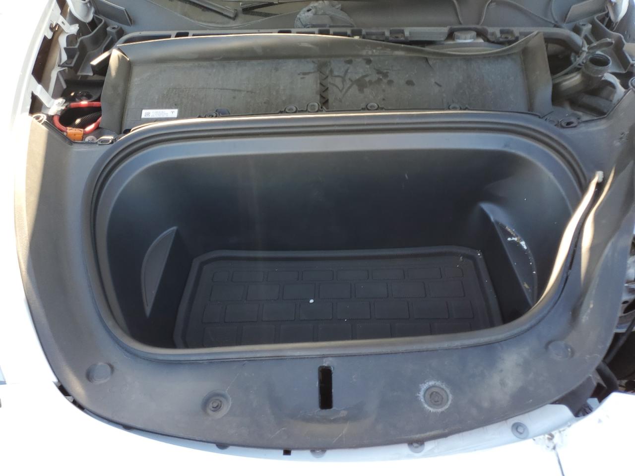 2023 Tesla Model Y VIN: 7SAYGAEE3PF977334 Lot: 90600845