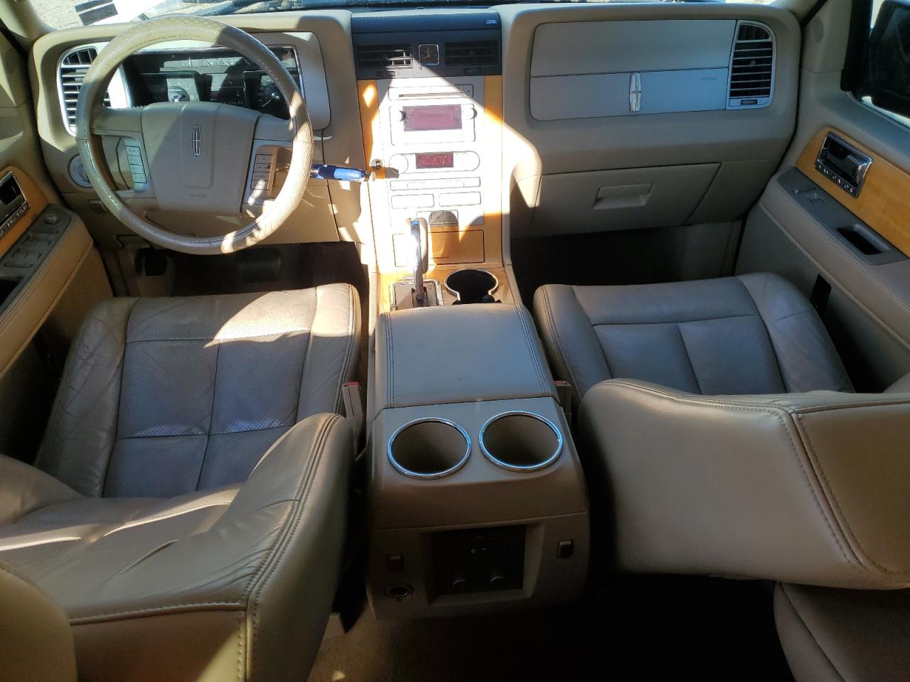 2009 Lincoln Navigator VIN: 5LMFU285X9EJ00626 Lot: 87007725