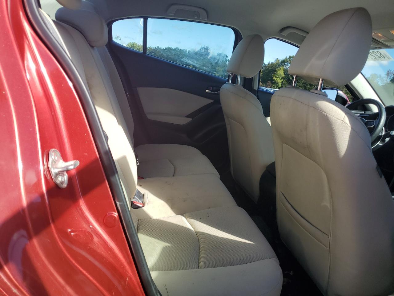 2018 Mazda 3 Sport VIN: 3MZBN1U73JM214757 Lot: 82272675