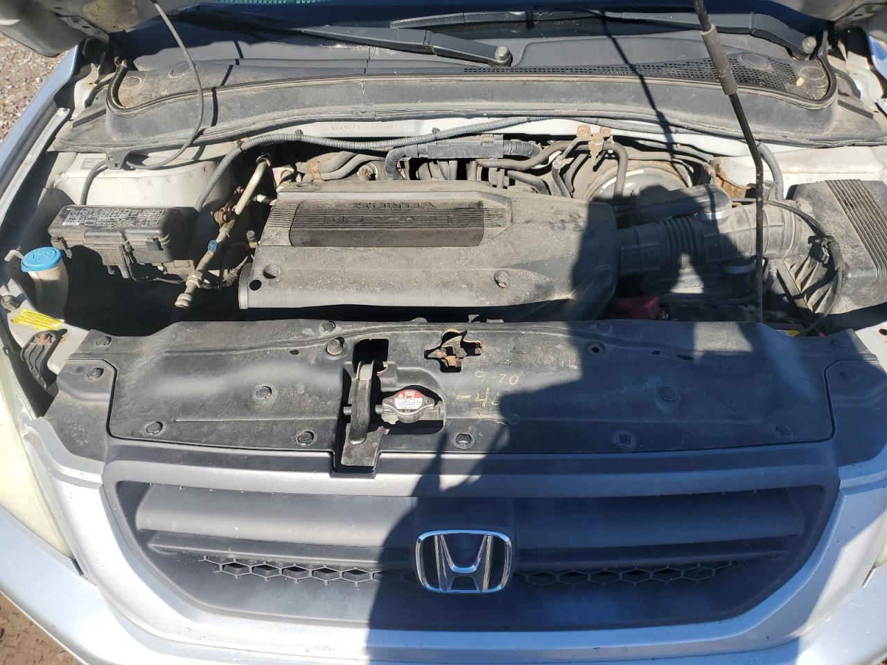 2004 Honda Pilot Ex VIN: 2HKYF18474H551145 Lot: 85820515