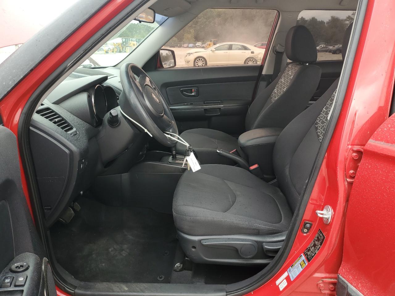 2010 Kia Soul + VIN: KNDJT2A28A7119589 Lot: 82250965