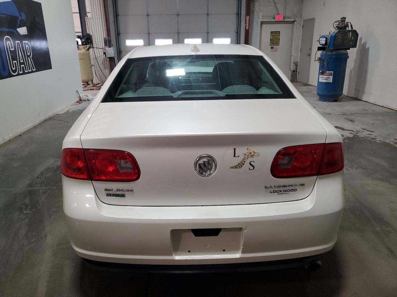 2011 Buick Lucerne Cx VIN: 1G4HA5EM8BU100959 Lot: 89589075