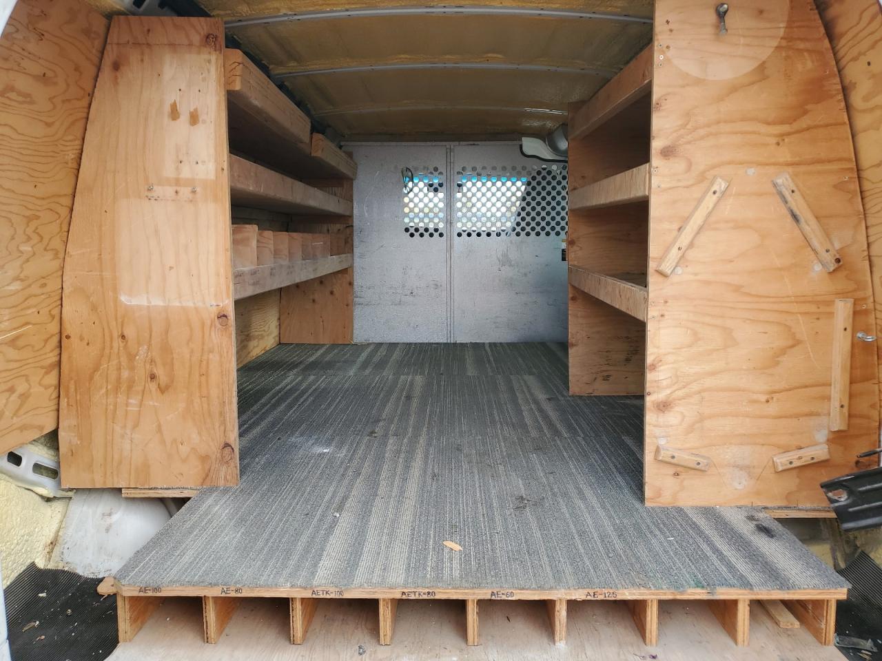 2018 GMC Savana G2500 VIN: 1GTW7AFG6J1245557 Lot: 85353085