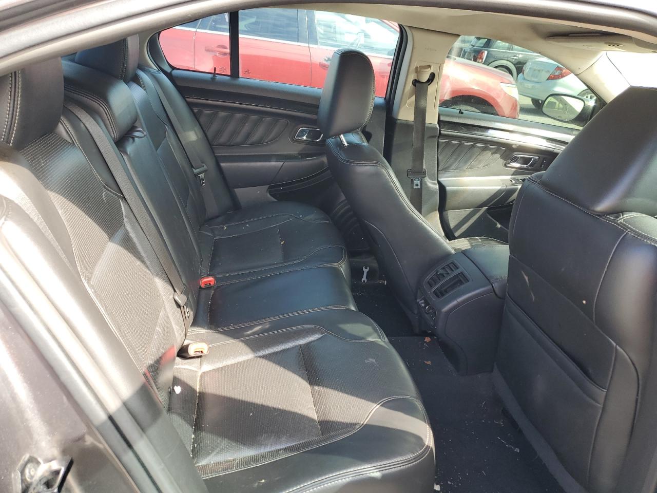2011 Ford Taurus Limited VIN: 1FAHP2FW7BG112610 Lot: 86794305