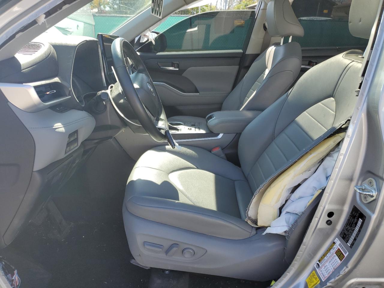 2023 Toyota Highlander L VIN: 5TDKDRBH8PS013557 Lot: 85901665