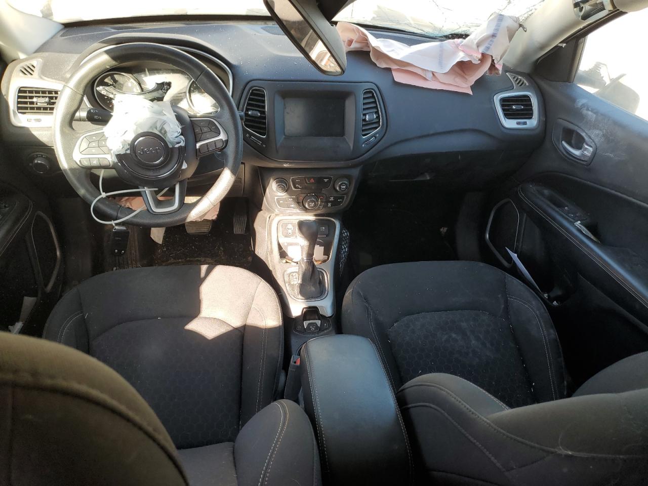 2018 Jeep Compass Sport VIN: 3C4NJCAB6JT133385 Lot: 87449685