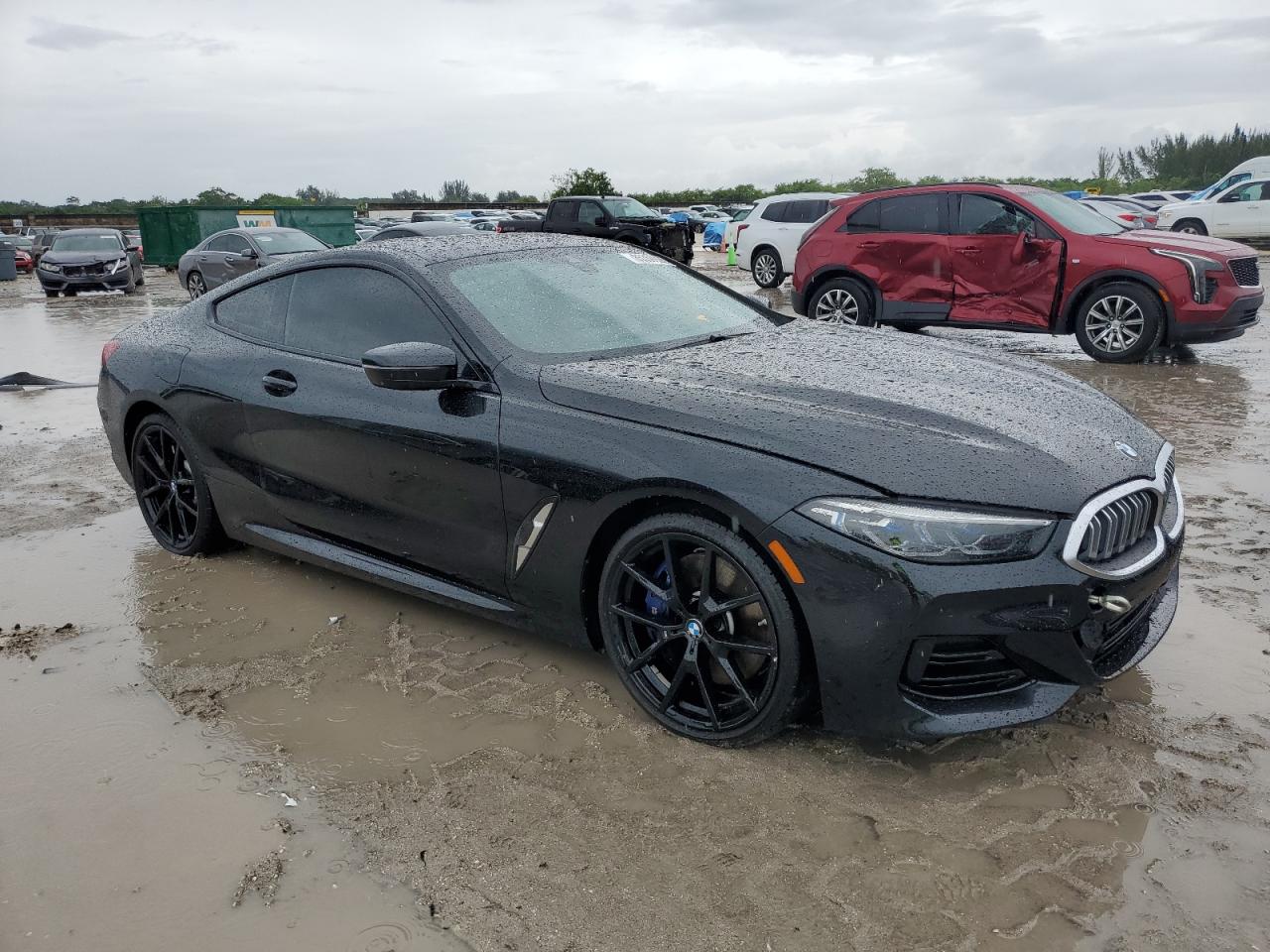 Фото: WBAAE2C09RCN70245