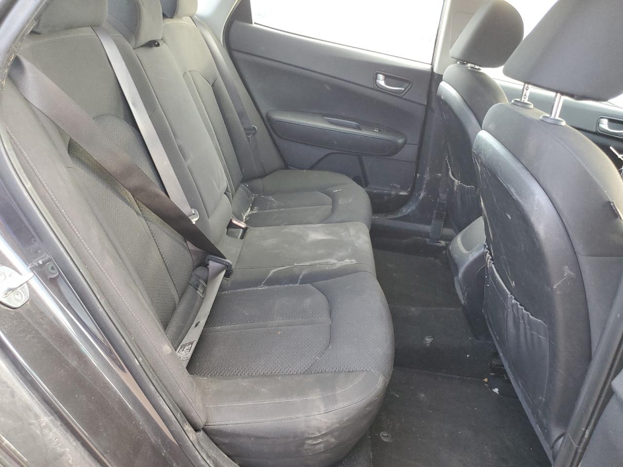 2016 Kia Optima Lx VIN: KNAGT4L30G5107658 Lot: 82357775