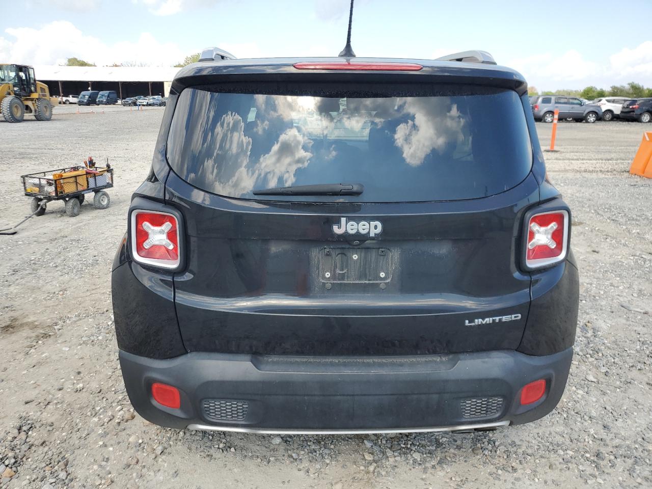 2015 Jeep Renegade Limited VIN: ZACCJADTXFPC12203 Lot: 90318025