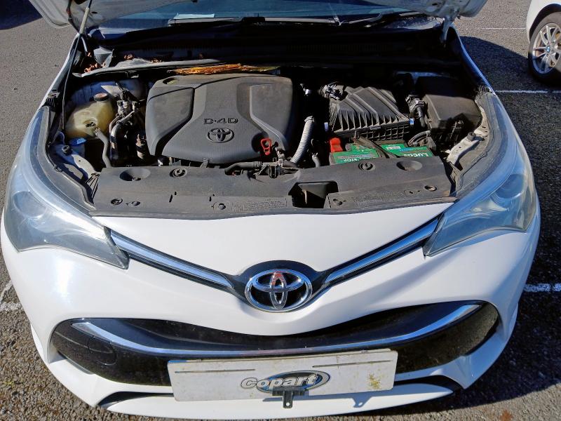 2017 TOYOTA AVENSIS 2.0D BUSINESS EDITION PLUS 5DR