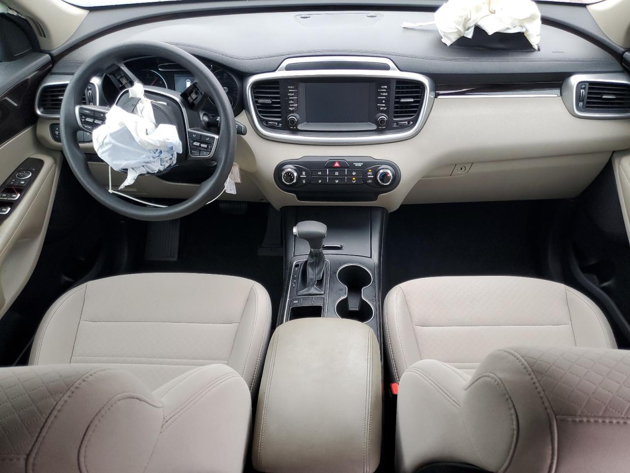 2019 Kia Sorento L VIN: 5XYPG4A36KG451358 Lot: 82227255