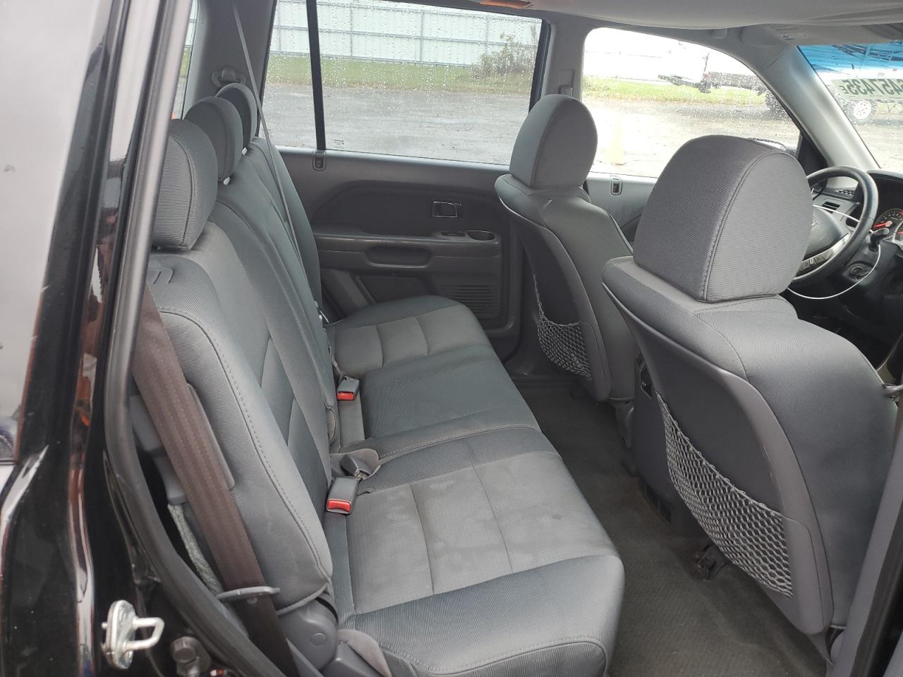 2007 Honda Pilot Lx VIN: 5FNYF181X7B017114 Lot: 86457435