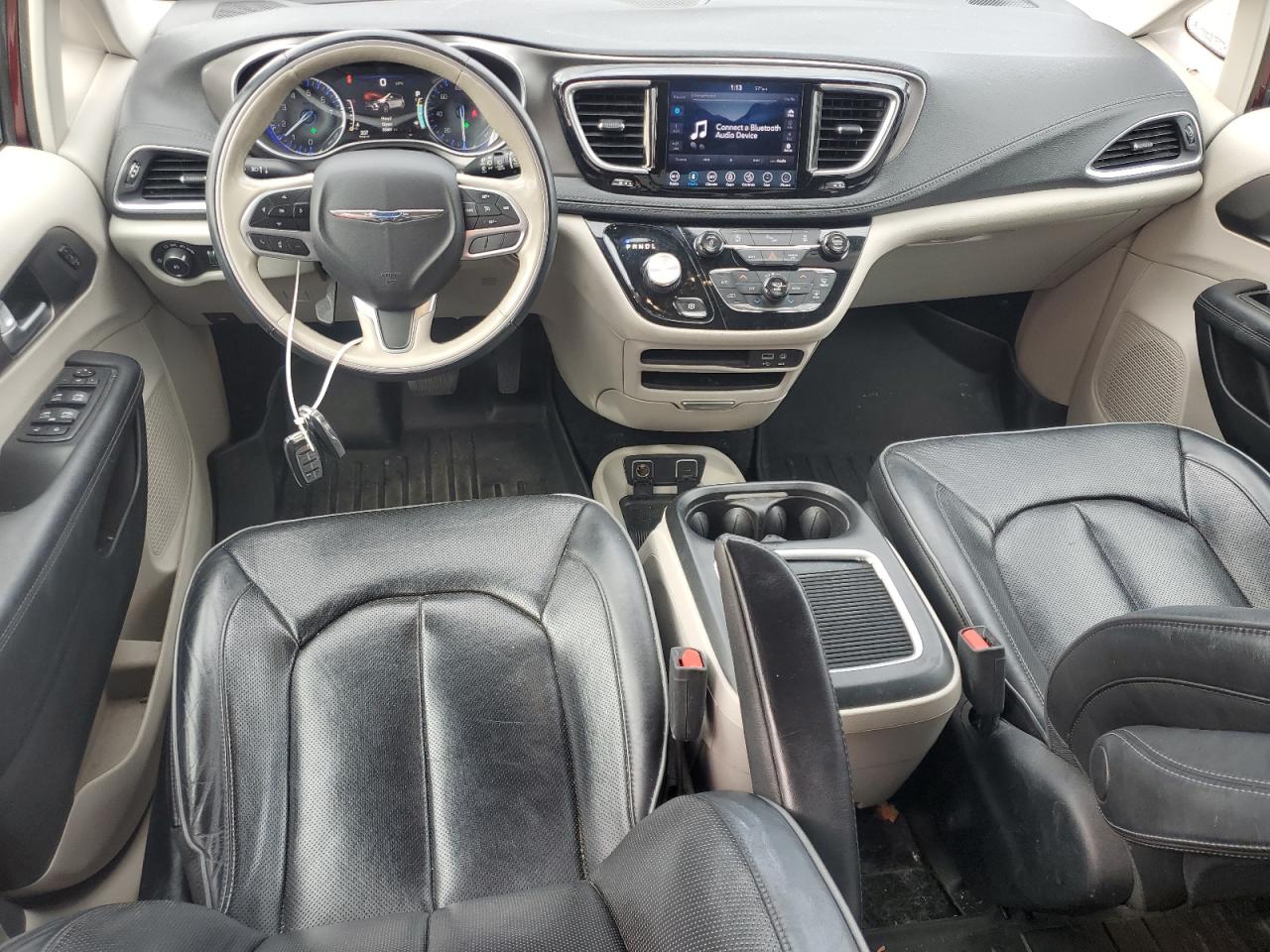 2018 Chrysler Pacifica Limited VIN: 2C4RC1GG8JR320777 Lot: 89904345