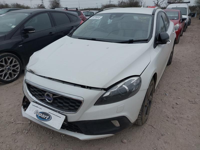 2013 VOLVO V40 D2 CROSS COUNTRY LUX 5DR for sale at Copart BRISTOL